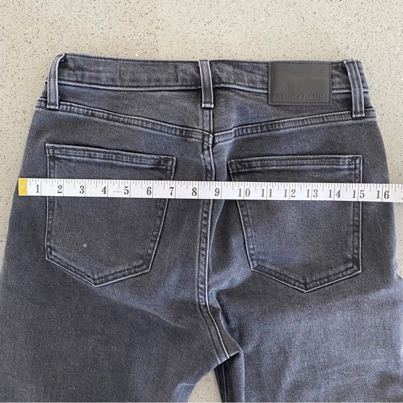 Aritzia Denim Forum Size 27 Jeans high waisted cropped slim jeans - Picture 3 of 5